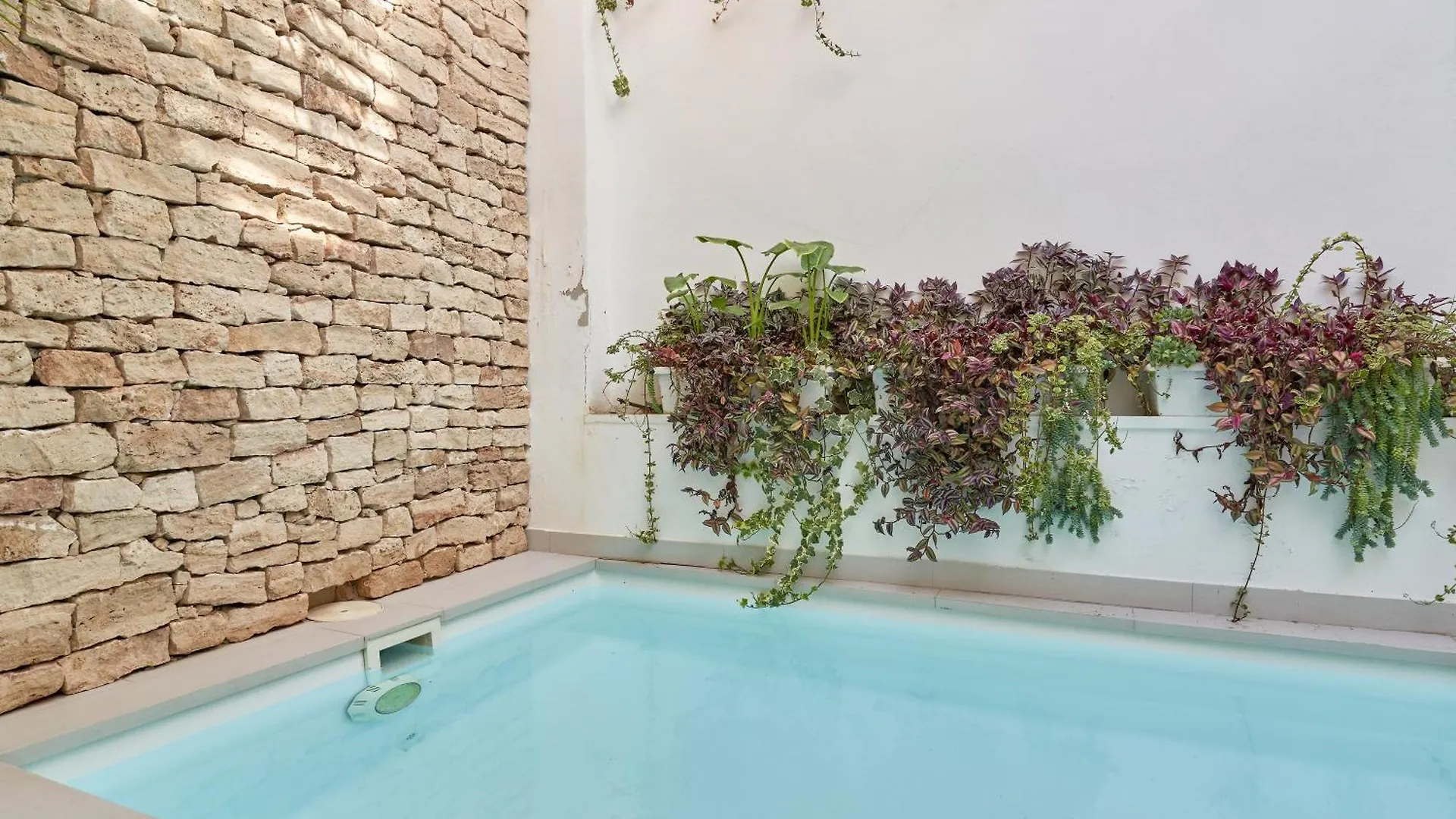 Luxury Apartment In Nerja